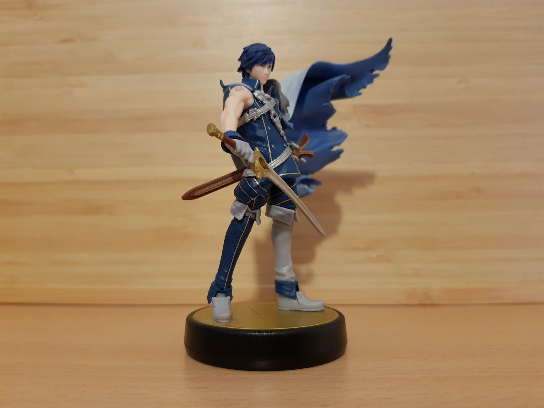 Nintendo Giochi: amiibo Fire Emblem Chrom – Usato da Münchenstein venduto da 2DGames 2