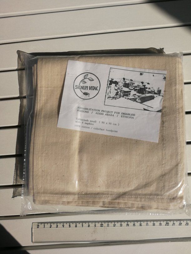 Tovaglioli: Tischtuch mit 6 Servietten, handbedruckt – Nuovo e nell'imballaggio originale da Meggen venduto da SellingGoods_1 1