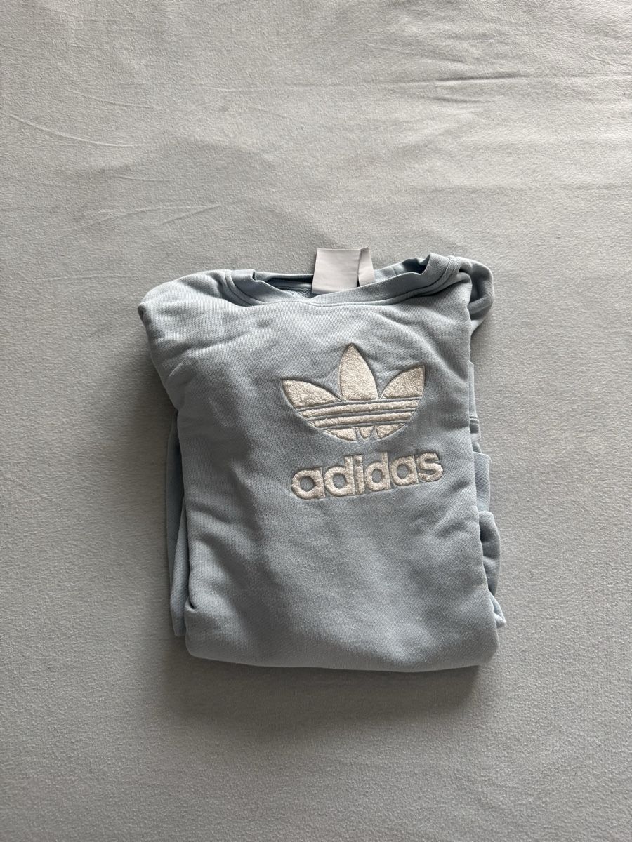 Adidas Maglioni & Felpe: Adidas Pullover in gutem Zustand – Usato da Brittnau venduto da Lostw4nted 2