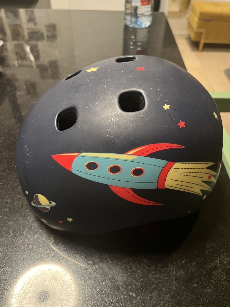 Micro Caschi: Micro Kids Helmet, Rocket Design, Size Small – Usato da Zollikerberg venduto da LLV 2