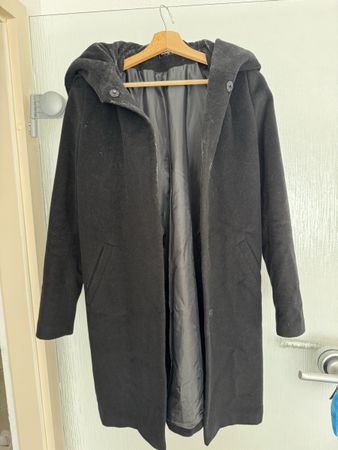 Hallhuber Mantel, Grösse 36, Schwarz mit Kapuze
