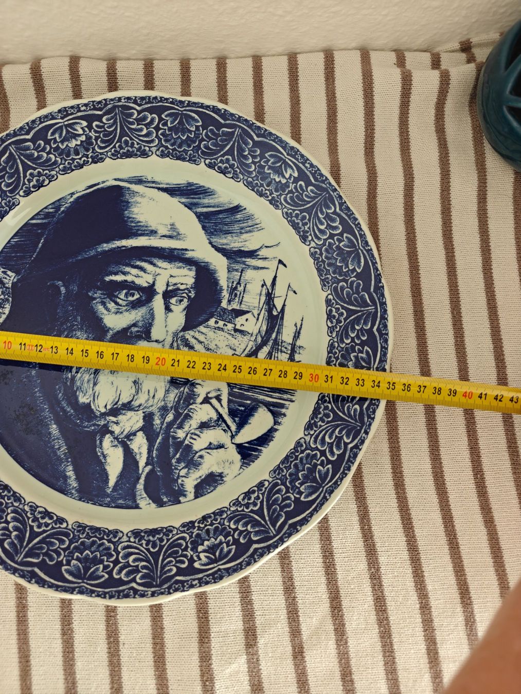 Servierplatten: Bosh Belgium Old Man Sea blue delftware serving platter – Gebraucht aus Geneve von readycat 3