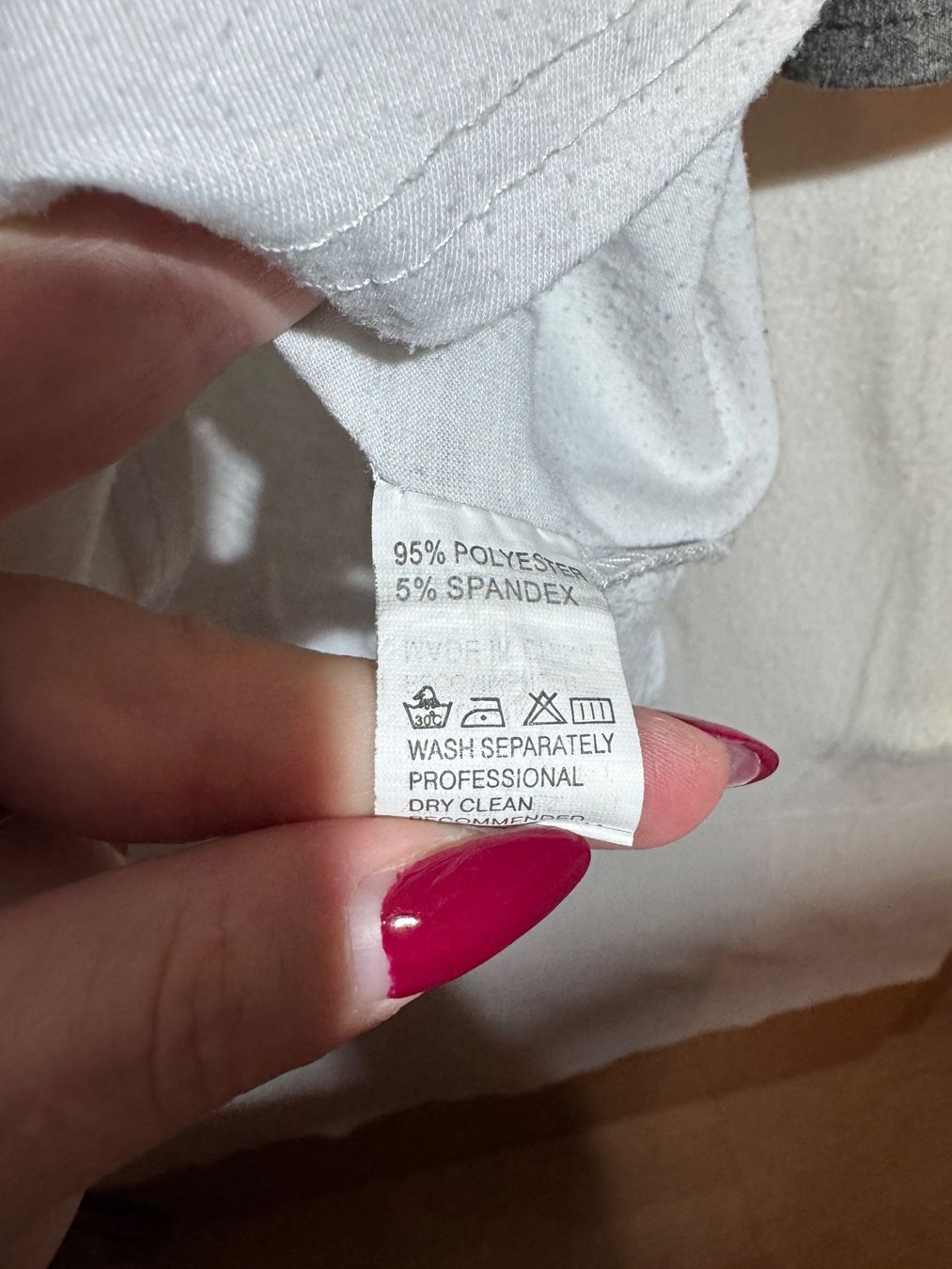Maglioni & Felpe: Pullover von Fancyqube ca Gr. M – Usato da Grosswangen venduto da SALE_SALE_SALE 5