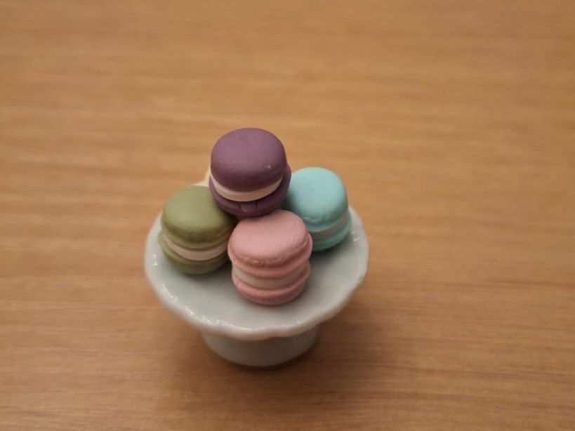 Case e mobili per bambole: Handmade Macarons Etagere – Nuovo (secondo la descrizione) da Zürich venduto da HandmadeTinyFood 2