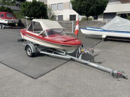 Motorboot mit 8PS und Anhänger 