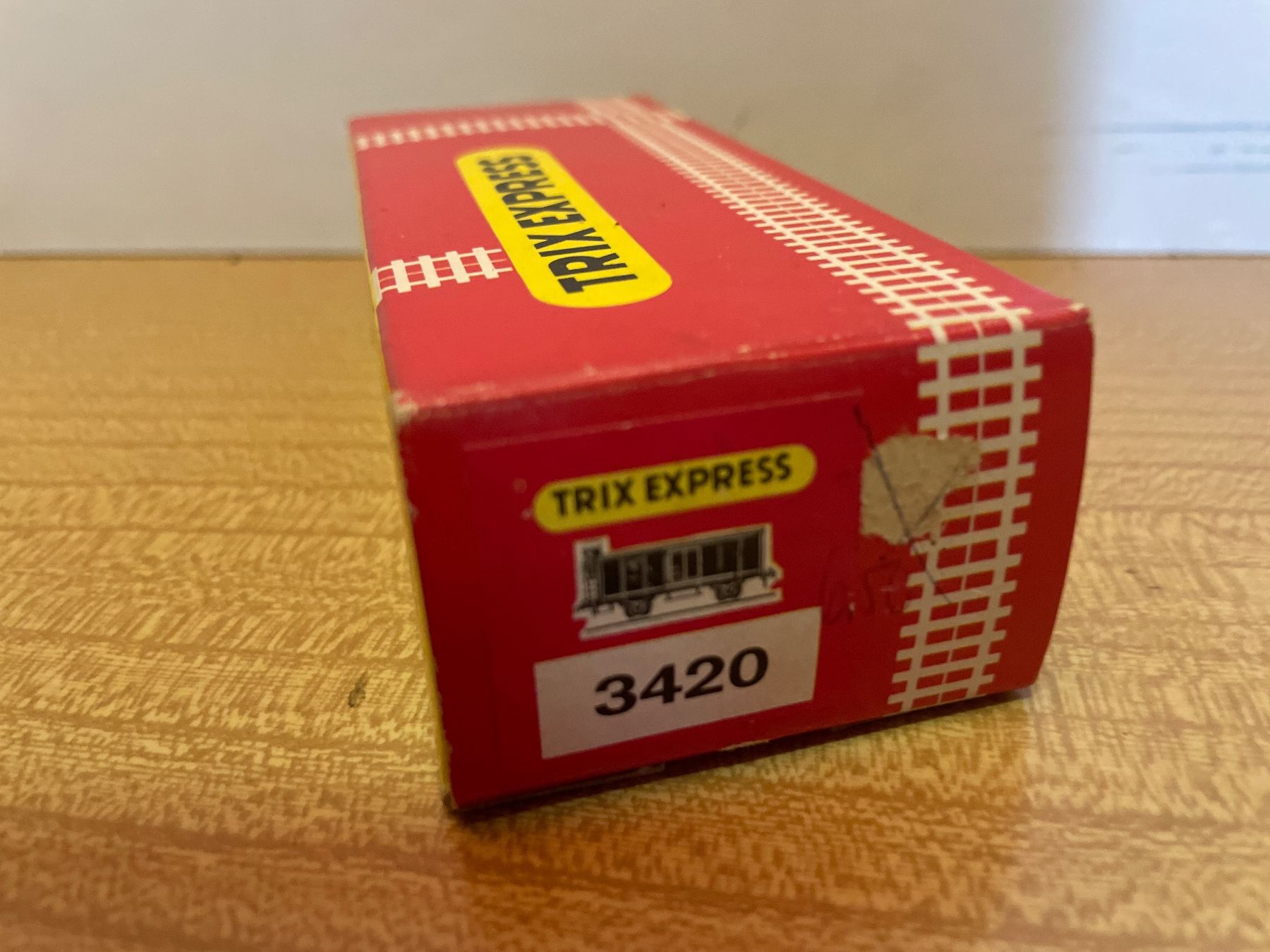 Trix Modellini di ferrovie: Trix Express H0 3420 Güterwagen DB – Usato da Suhr venduto da Daneli7 5