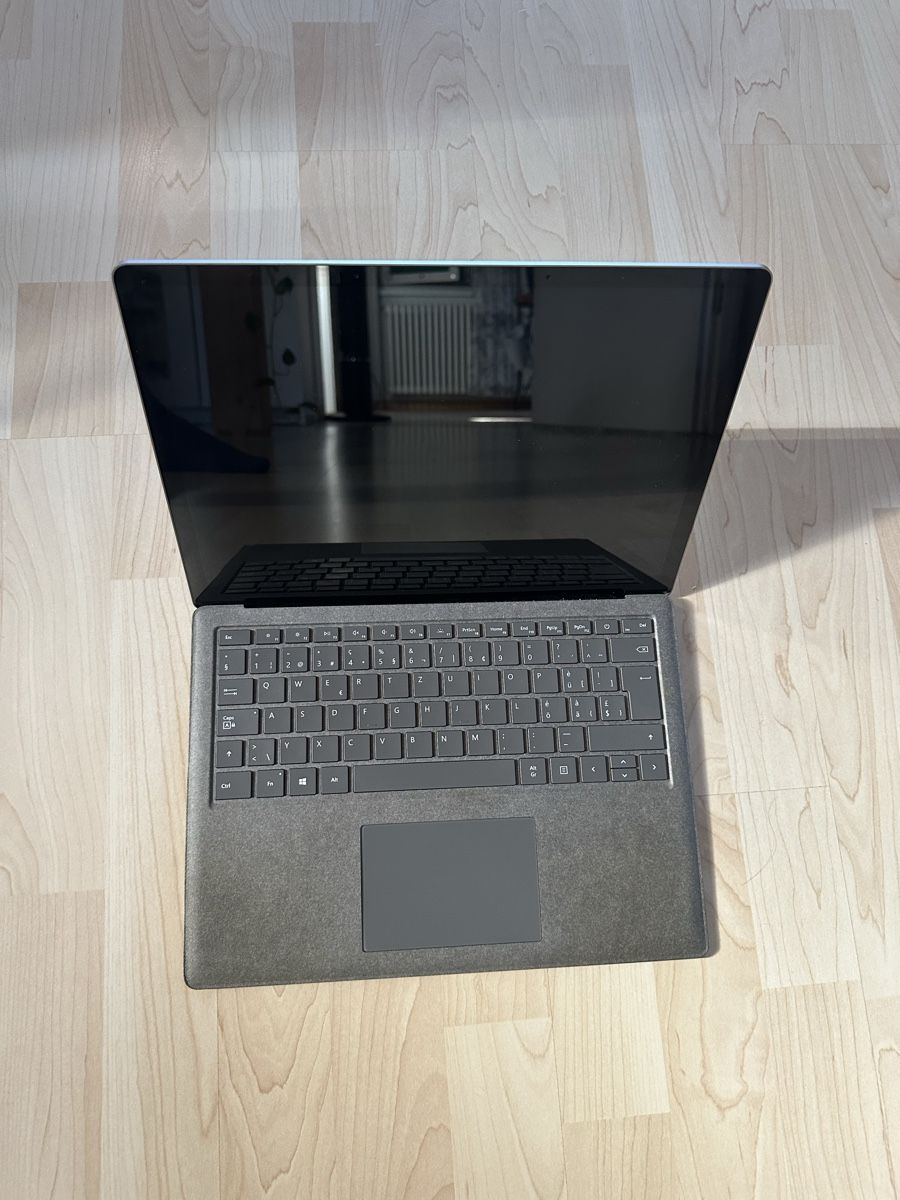 Microsoft Notebook: Microsoft Surface Laptop – Usato da Obfelden venduto da Marko593 1