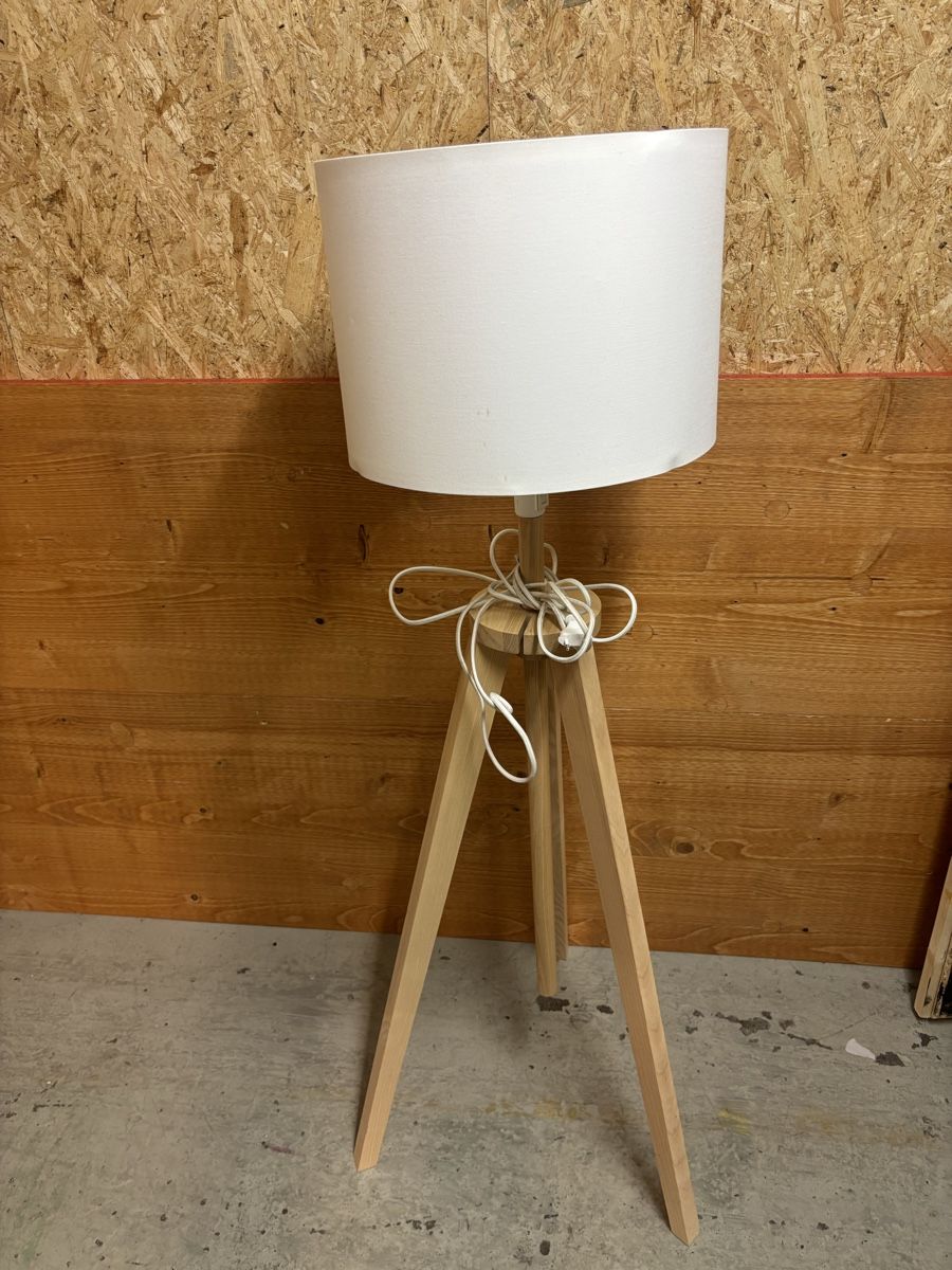 Lampes: Stehelampe  – D'occasion à Zug par Biki72 2