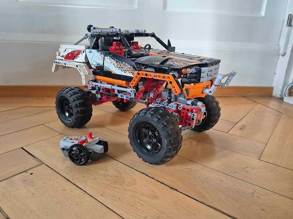 Kit di costruzioni: LEGO Technics - 9398 - 4x4 Offroader – Usato da Regensdorf venduto da Boeni2 1