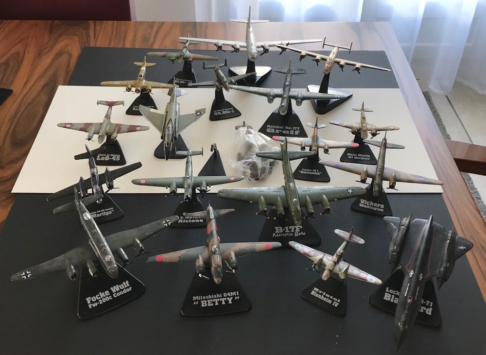 Ancien Avion miniature Militaire de Combat Métal Zero Fighter Pyragric REF 118