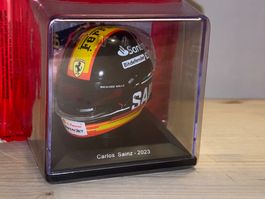 Ferrari Helm 1/5 Carlos Sainz 2023