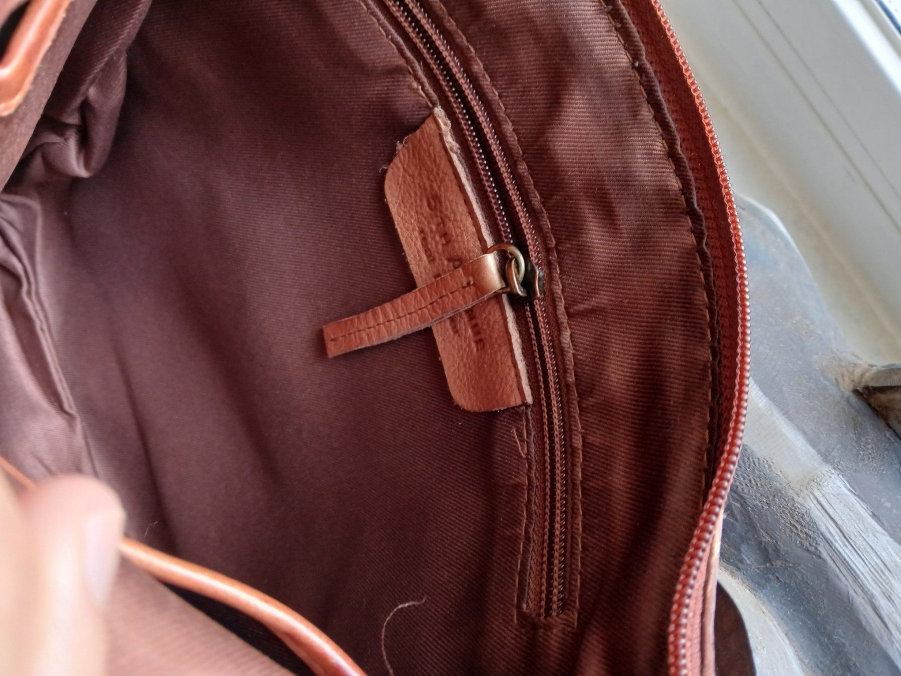 Sacs femmes: Braune Ledertasche zeitlos elegant – D'occasion à Stallikon par madi0320 3