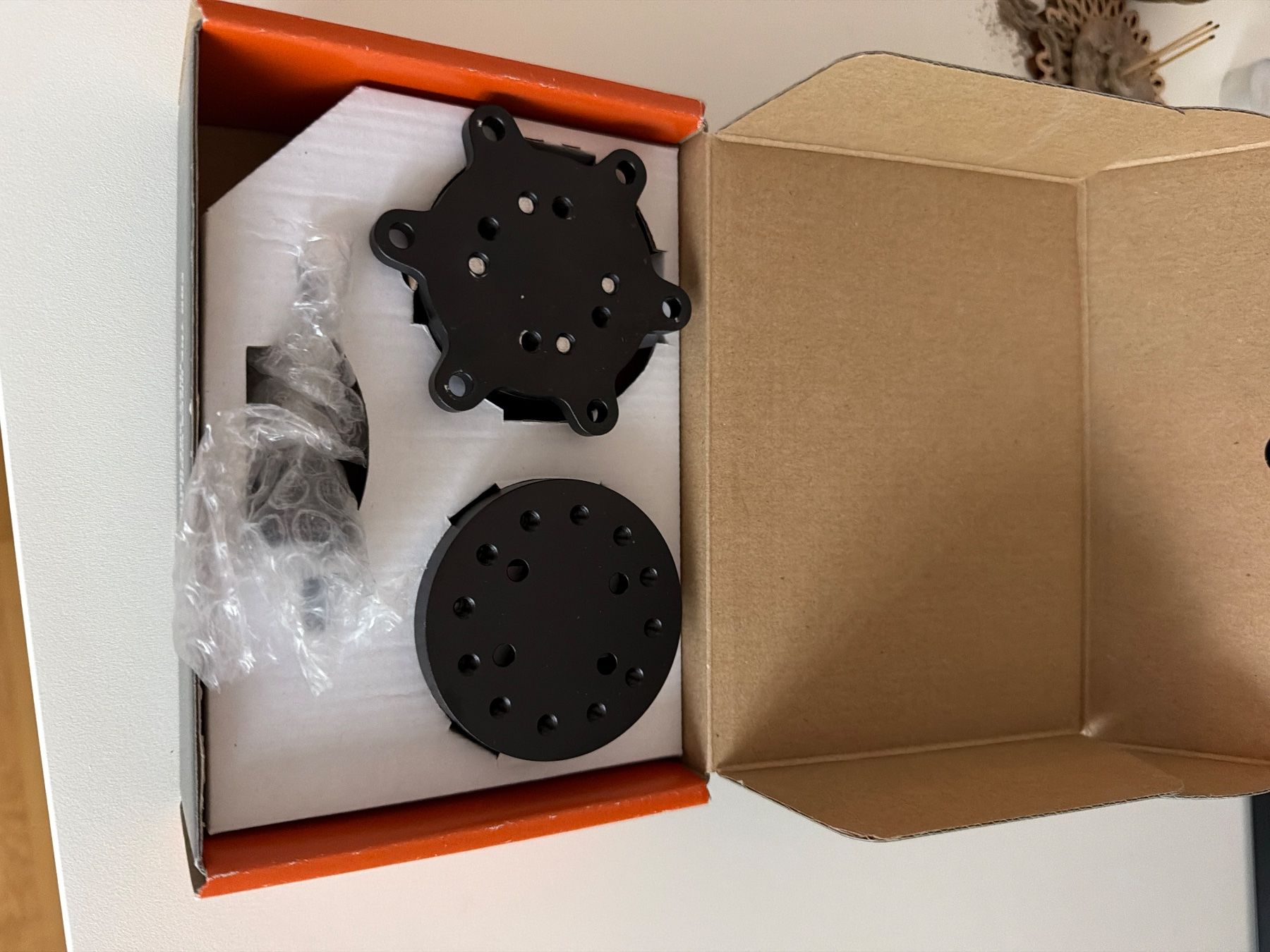 Simucube Controller: Simucube SQR-WKIT-R2 Quick Release Kit Used Condition – Gebraucht aus Cham von eam_py2q 1