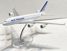 herpa Airbus A380-800 Air France in OVP