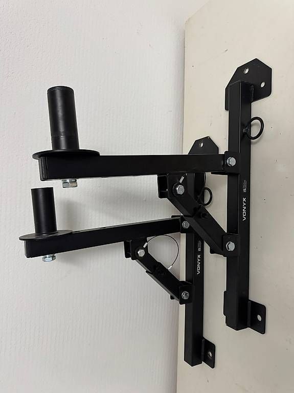 Supporti a parete: Boxenhalterungen Wand VONYX – Usato da Villmergen venduto da meydon