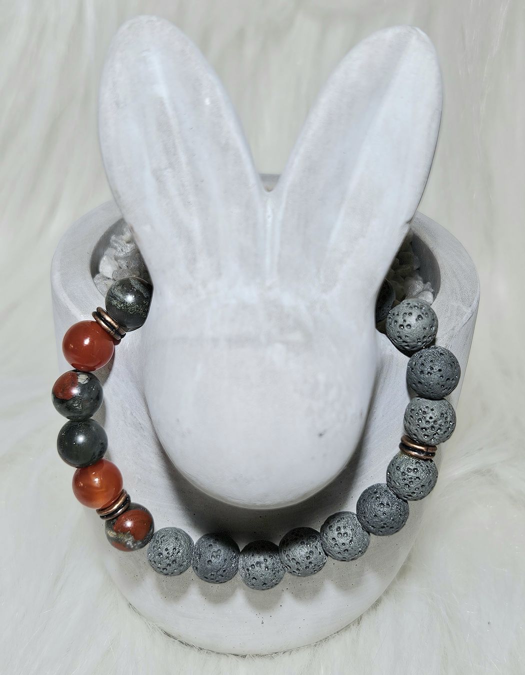 Bracciali & Braccialetti: grau-rote Lavastein Armk. - Spendenaktion – Nuovo (secondo la descrizione) da Unterkulm venduto da Nachtigall 1