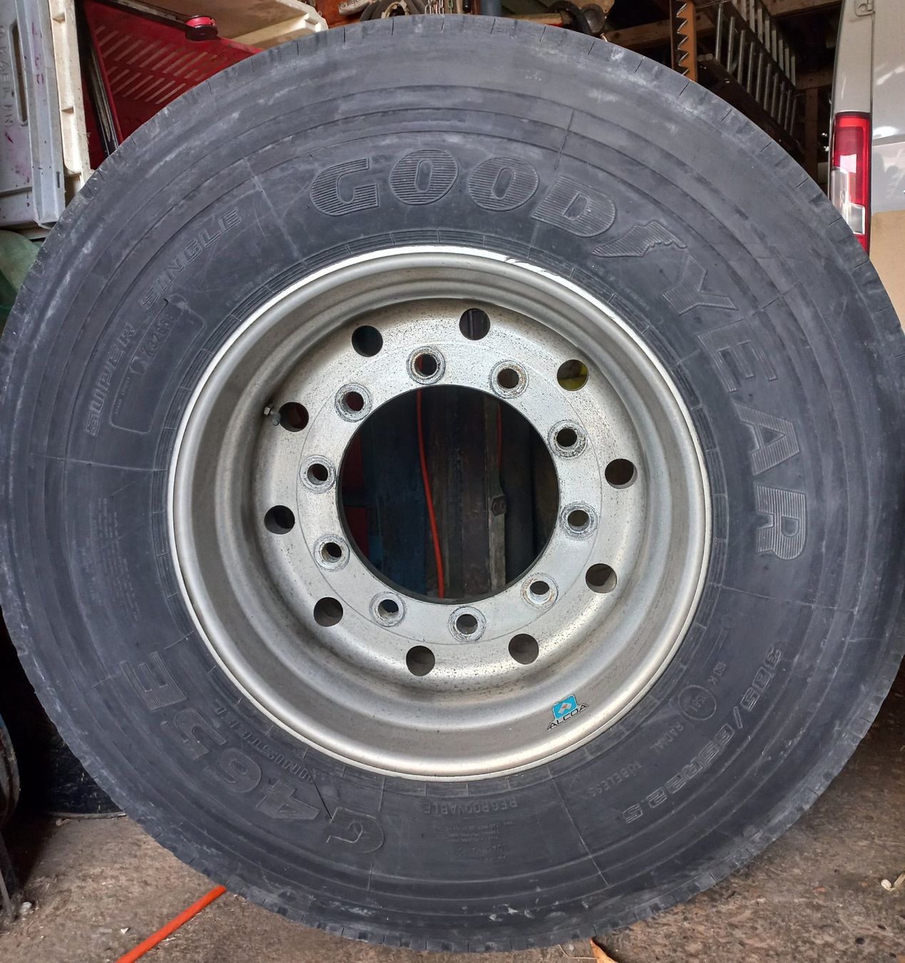 Pneumatici & Ruote complete: LKW-Räder, 4 Scheibenräder 385/65R22.5 – Usato da Vallorbe venduto da SMBS1 7