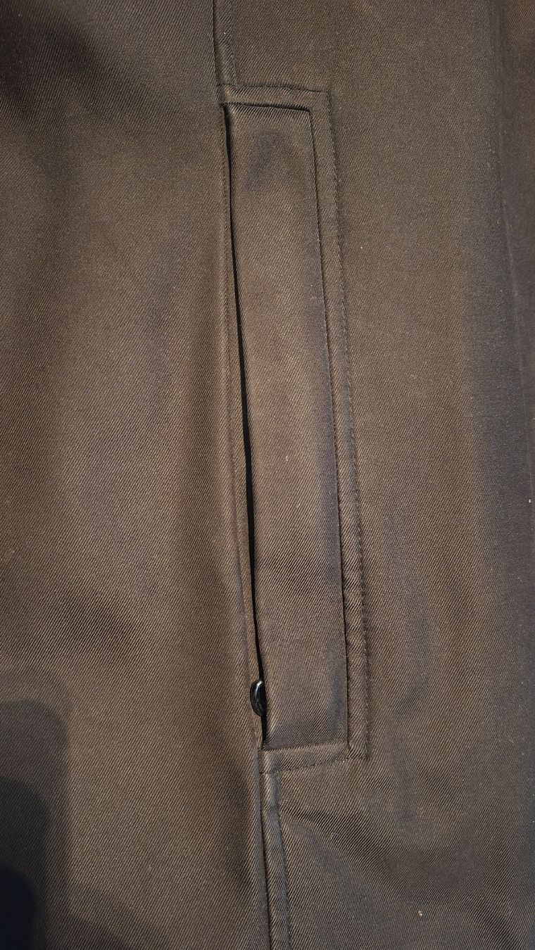 Calvin Klein Giacche: Schwarze Herrenjacke von Calvin Klein – Usato da Oberengstringen venduto da Kimchimon 2