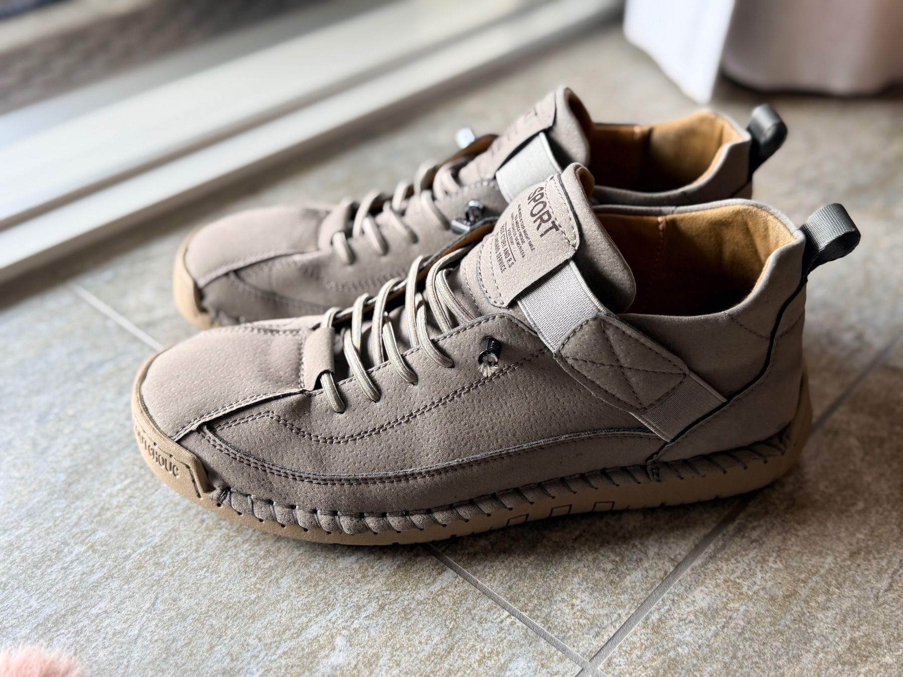 Scarpe da donna: Bequeme Damenschuhe Gr.38, TOP Zustand – Usato da Sursee venduto da escape62