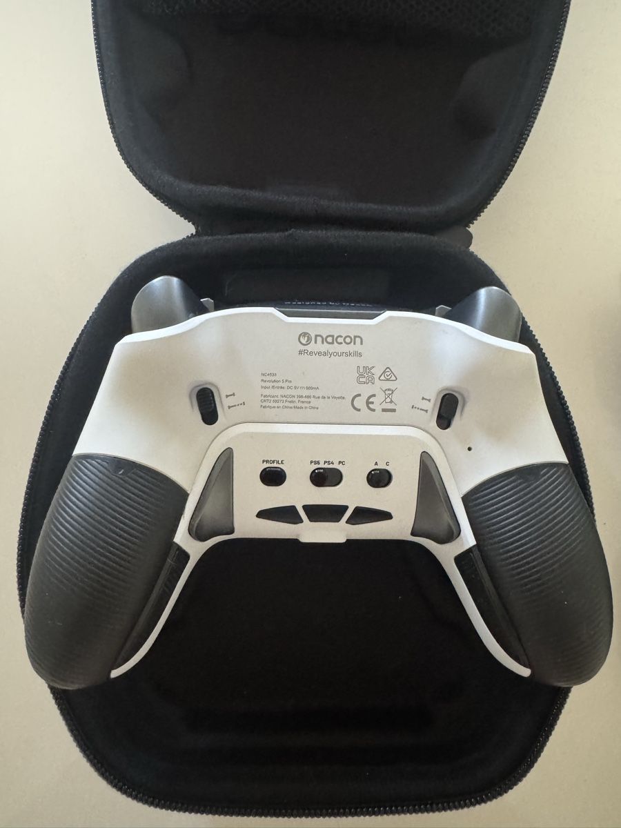 Console: Nacon Revolution 5 Pro Controller (PS5/PS4/PC) – Usato da Pratteln venduto da nik_2qlh 1