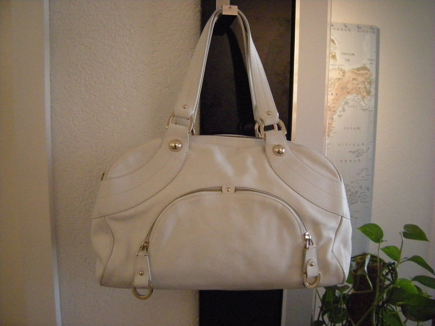 Bally Borse da donna: Wunderschöne BALLY Echt Leder Tasche Handtasche 36x24x14cm – Nuovo (secondo la descrizione) da Holziken venduto da Rupe