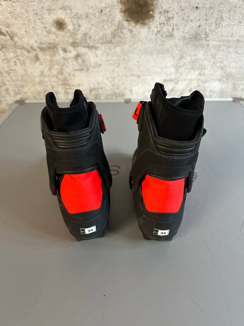 Rossignol Scarpe per ragazzi: Rossignol Kinder Langlauf  Skating Schuhe Gr. 34 – Usato da Emmenbrücke venduto da karkarkar 2