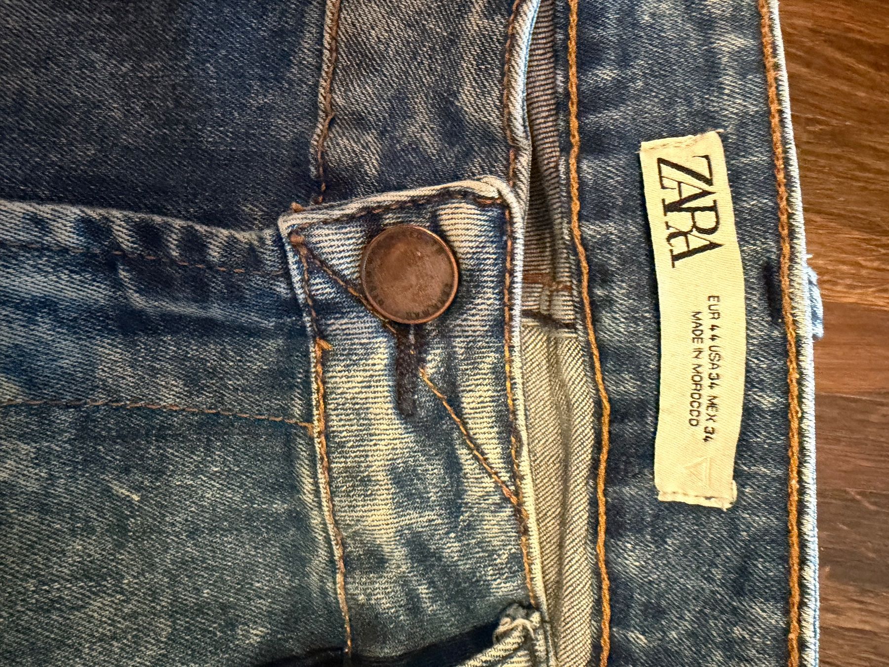 Jeans: Jeans mit Kette – Gebraucht aus St. Gallen von Melina020 2