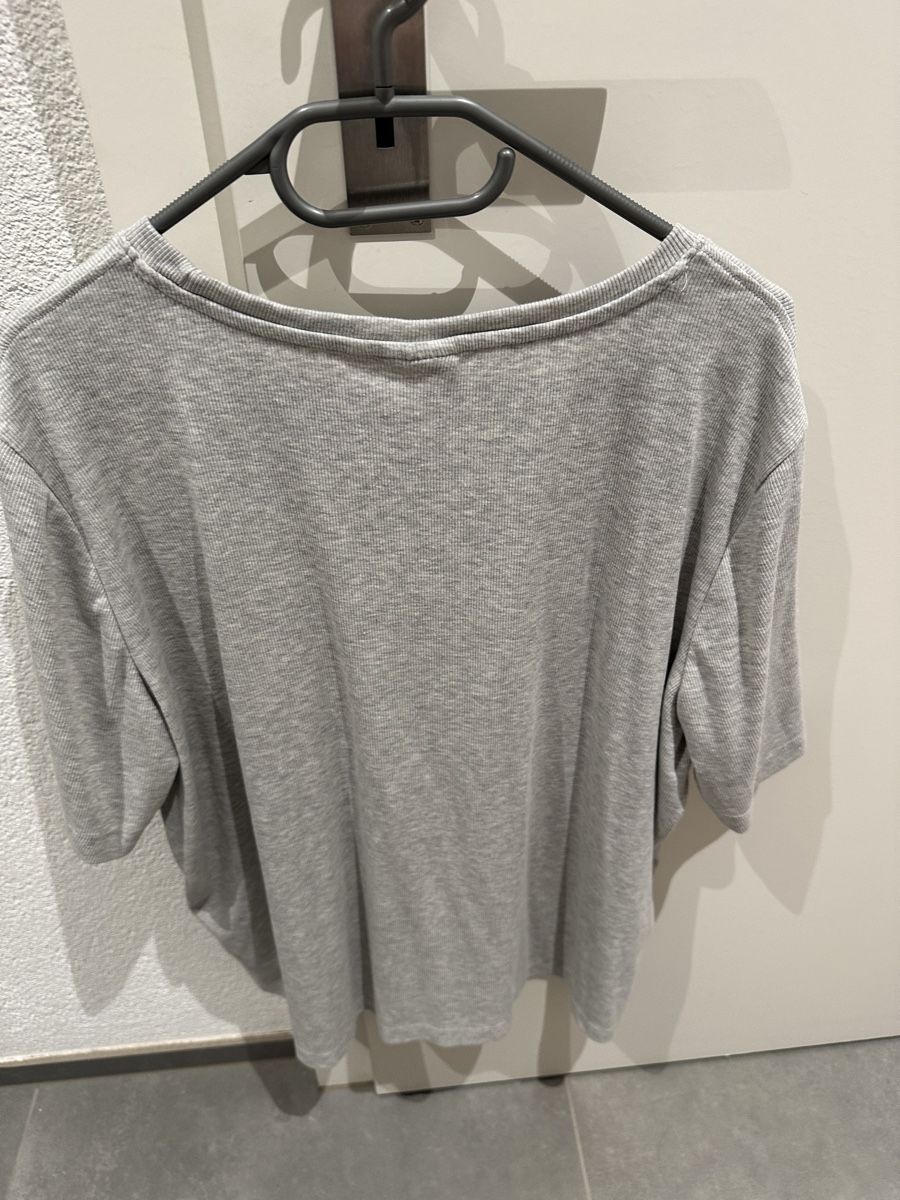 Cecil T-shirt: 2x Cecil T-Shirt, hellgrau, XXL – Usato da Döttingen venduto da zepelin60 2