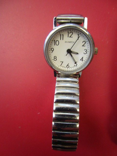 Swatch Orologi: 1 X Swatch - 1 Louis Valentin - 2 X M-Watch – Usato da Luzern venduto da Horoskop1 3