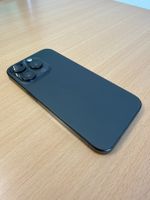 iPhone 15 Pro 256 GB Black Titanium – Sehr guter Zustand