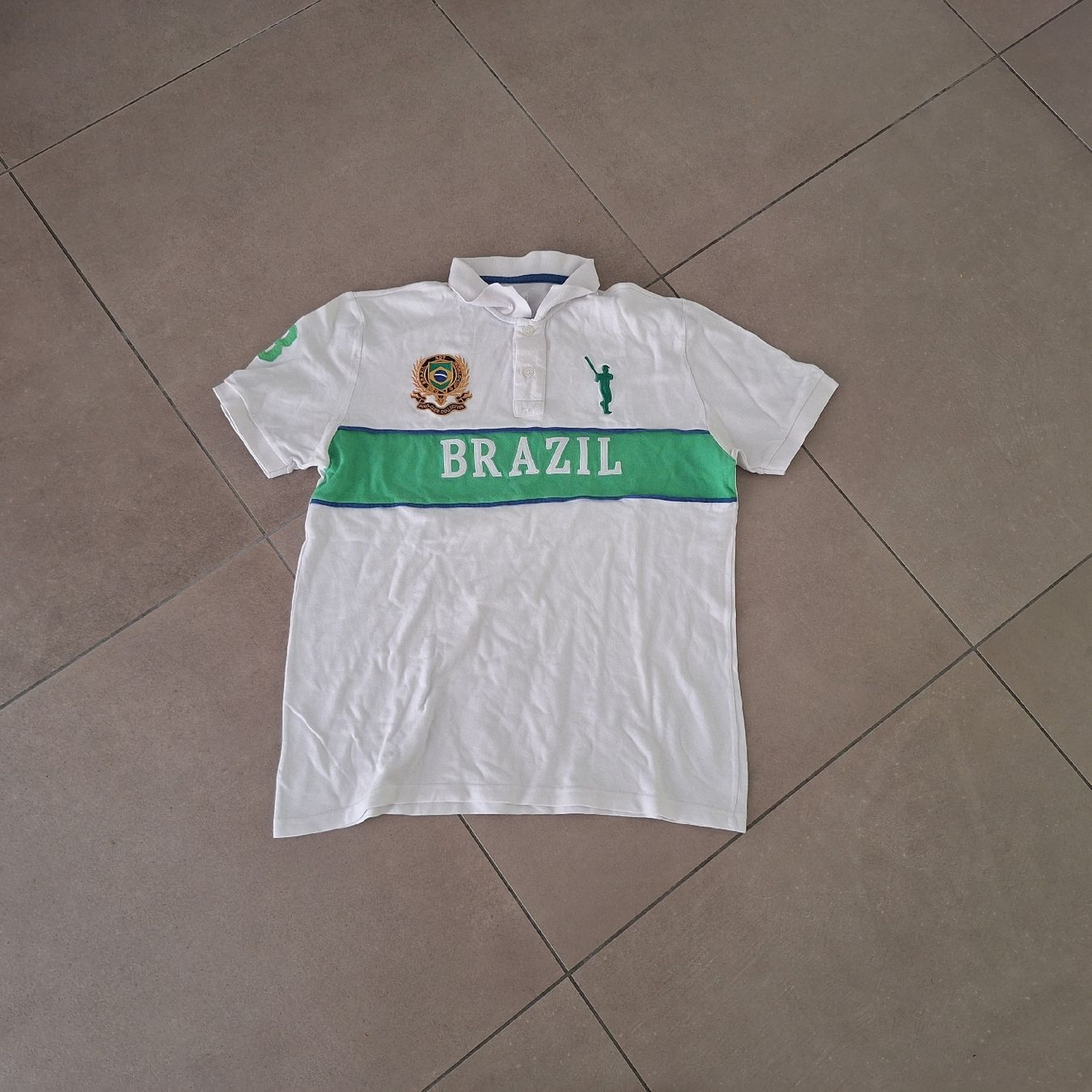 Polo-Shirts: polo Brazil M-L – Gebraucht aus Bellinzona von labottegadiElena