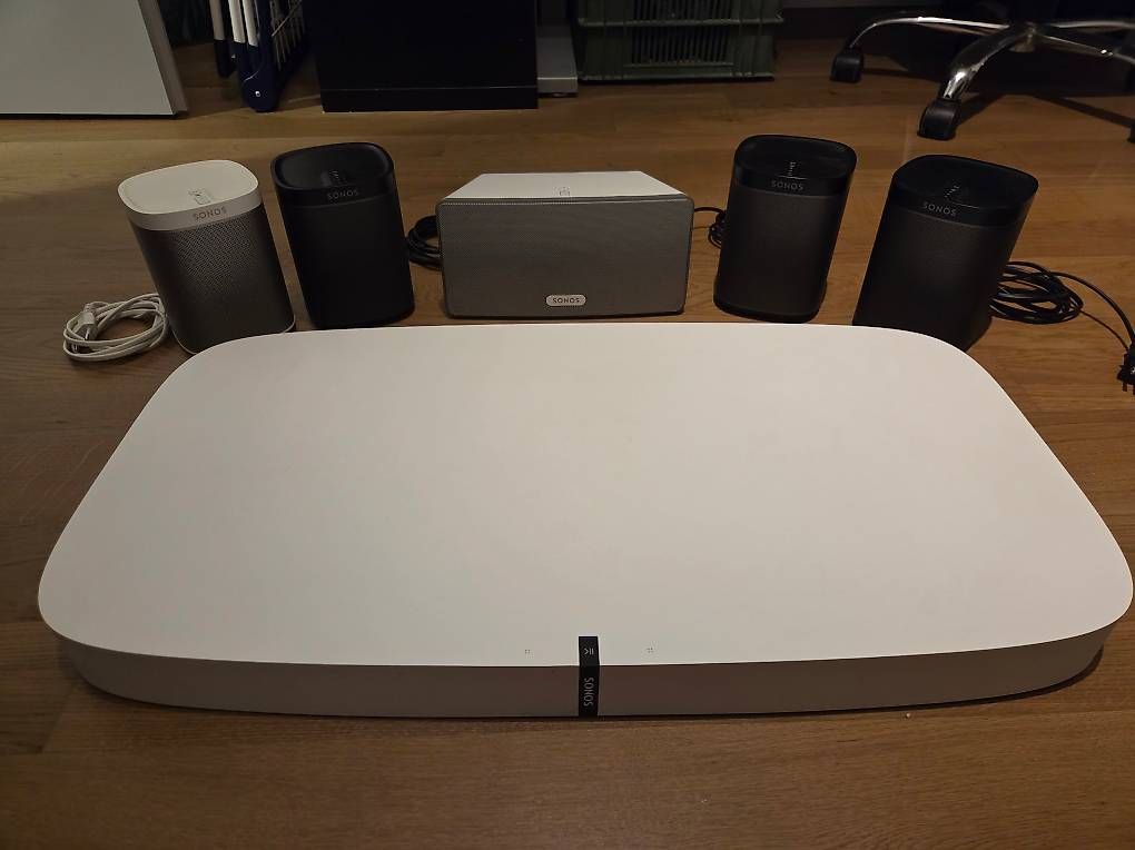 Casse acustiche: SONOS Set Playbase + 5 Lautsprecher | Heimkino / Multiroom  – Usato da Kerzers venduto da lev_9xrp