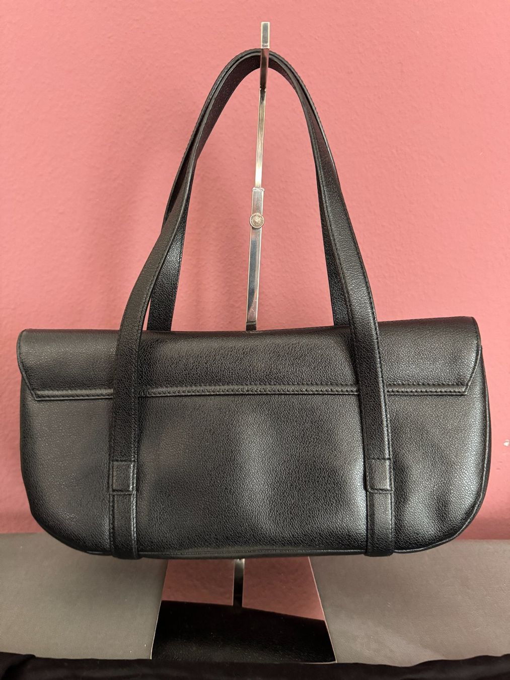 Bulgari Borse da donna: Bulgari Schultertasche schwarz-silber – Usato da Muttenz venduto da einfach-schoen 5