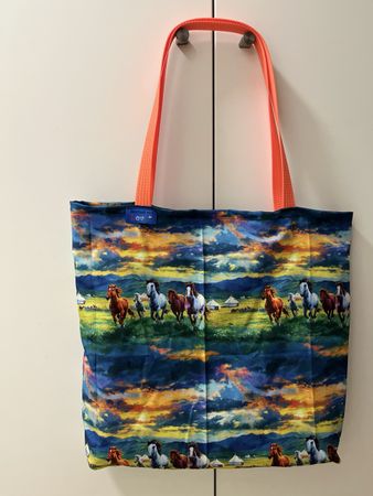 Stylische Stofftasche mit Pferde Motiv  für die Badi