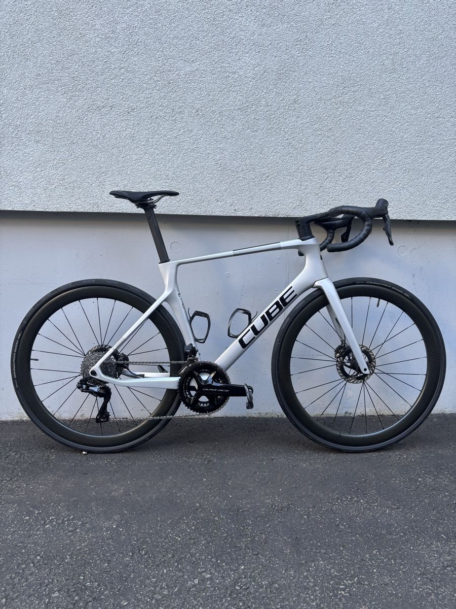 Cube Biciclette: CUBE Agree SLT 2024 size L 56 – Usato da Einsiedeln venduto da Im93