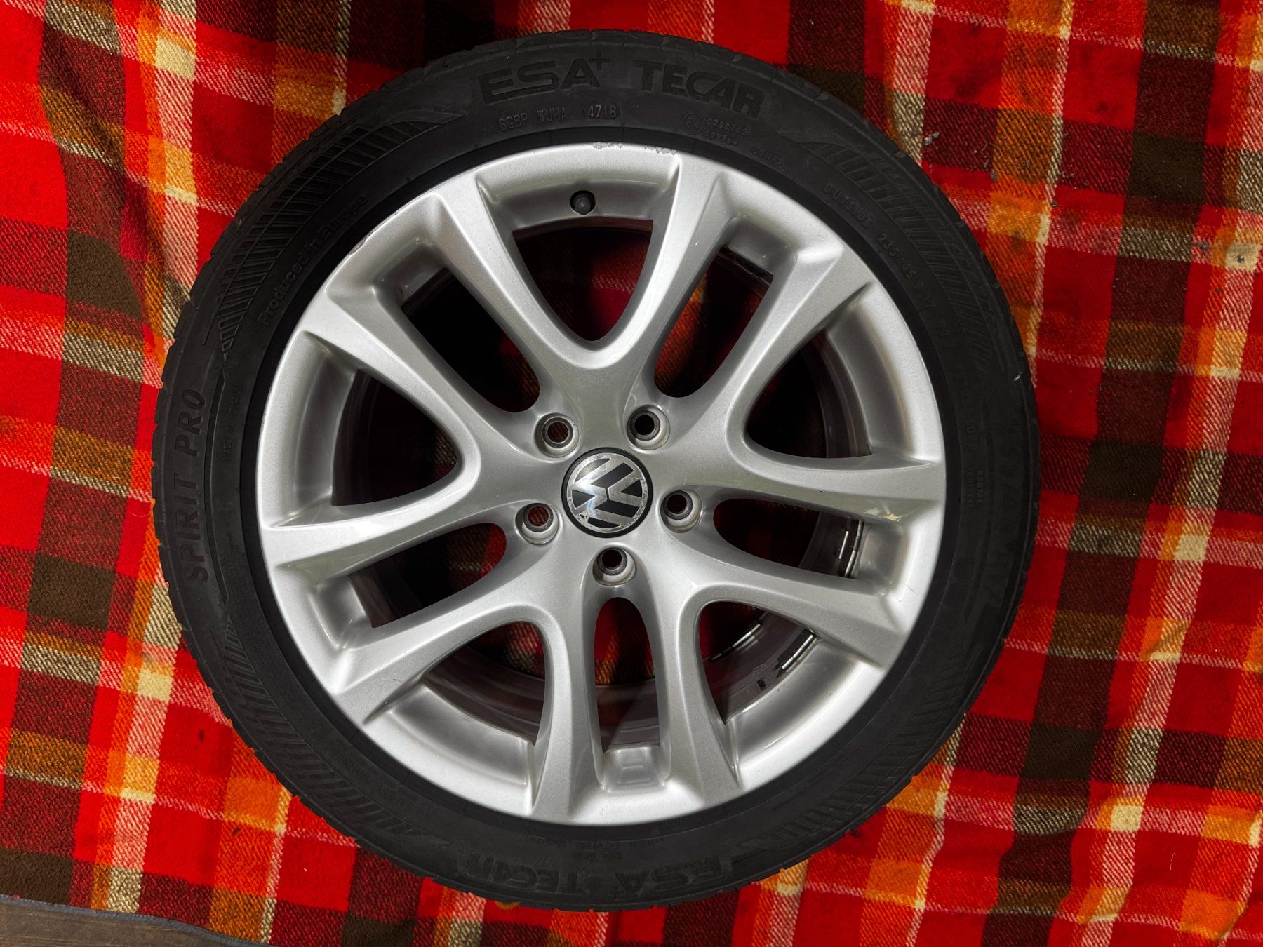 Volkswagen Pneumatici & Ruote complete: 4x Komplettrad Sommer VW Passat/Scirocco – Usato da Berneck venduto da garagekaufmann