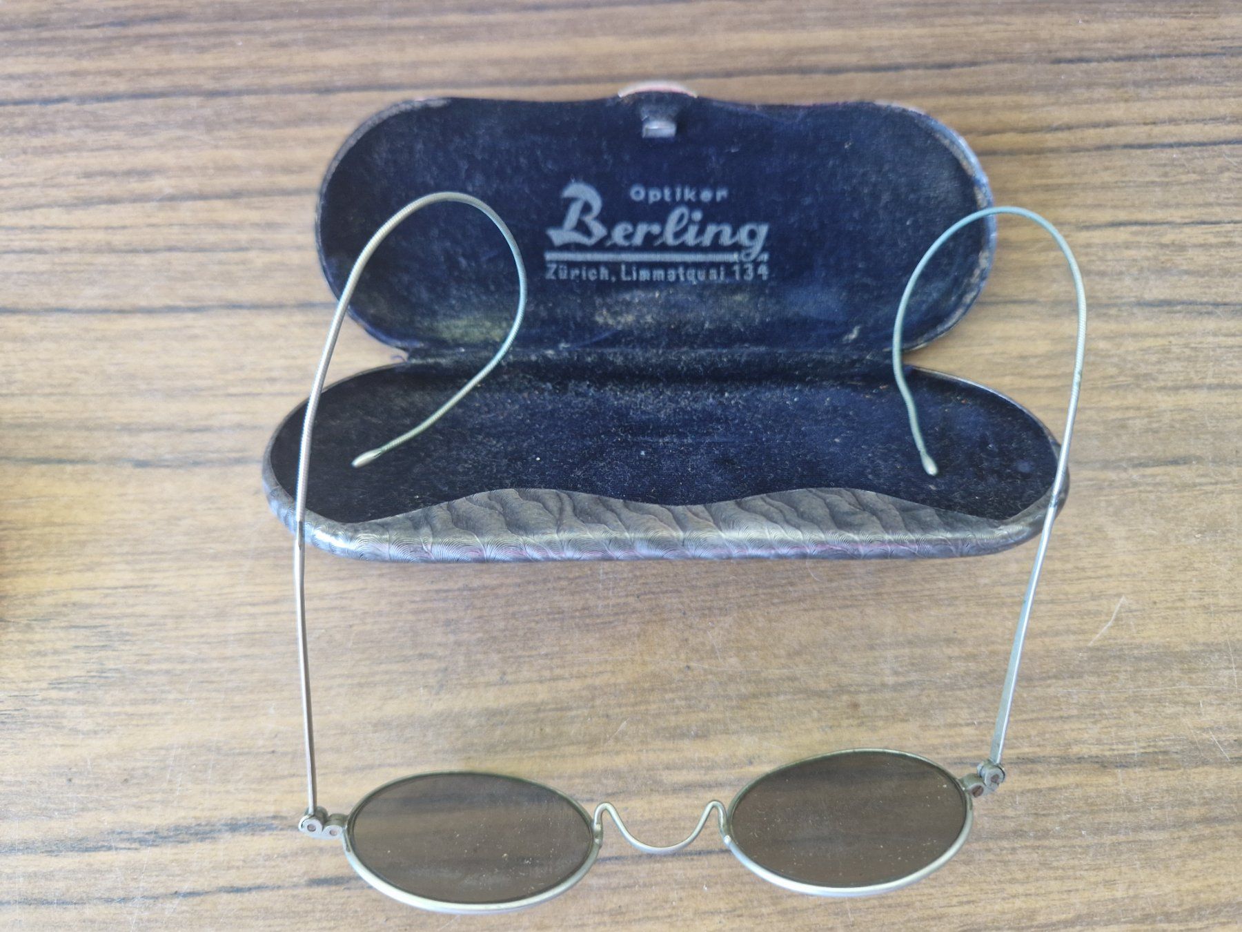 Sonstige Kleidung & Accessoires: antikes Brillenetui mit Brille – Gebraucht aus Mörschwil von wunderkiste44 3