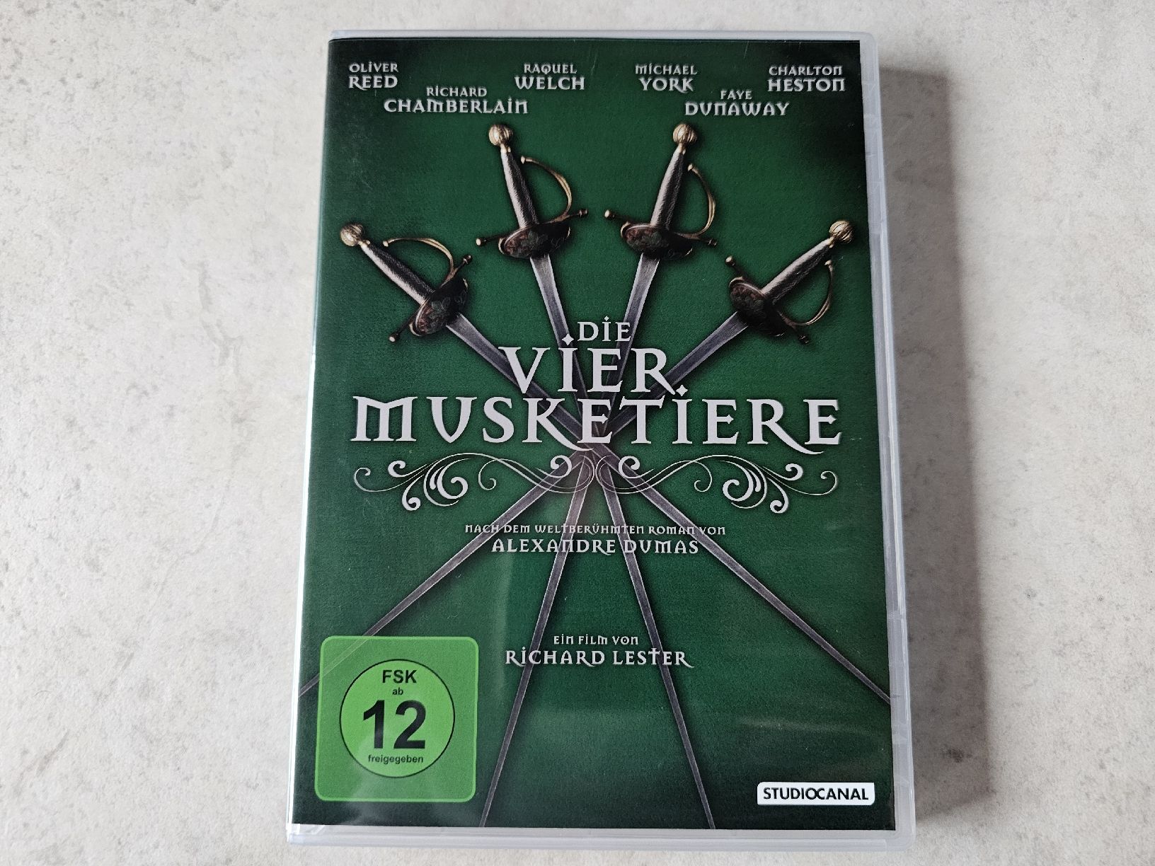 Tutti i DVDs: Die vier Musketiere – Usato da Schneisingen venduto da backstore24