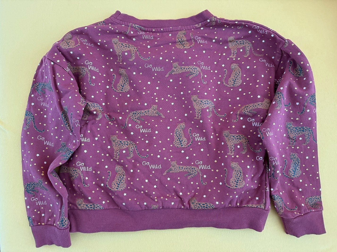 Maglioni & Felpe: Neuwertig: Schmucker Pulli/Pullover mit Leopard, Gr. 128 – Nuovo (secondo la descrizione) da Horgen venduto da Feli39 2