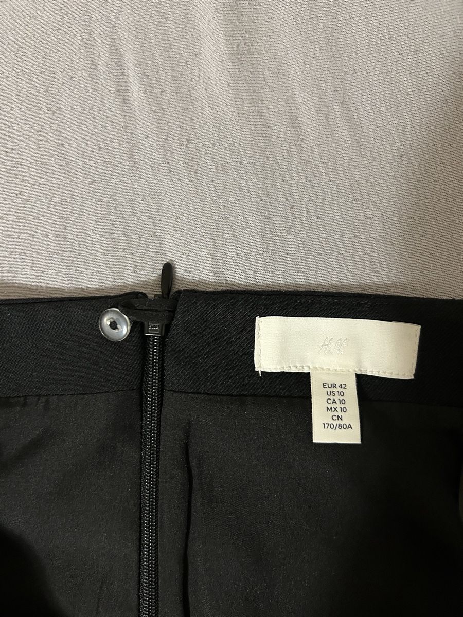 H&M Jupes: Schwarzer Minirock – Neuf (Voir description) à Kaisten par r_w 1