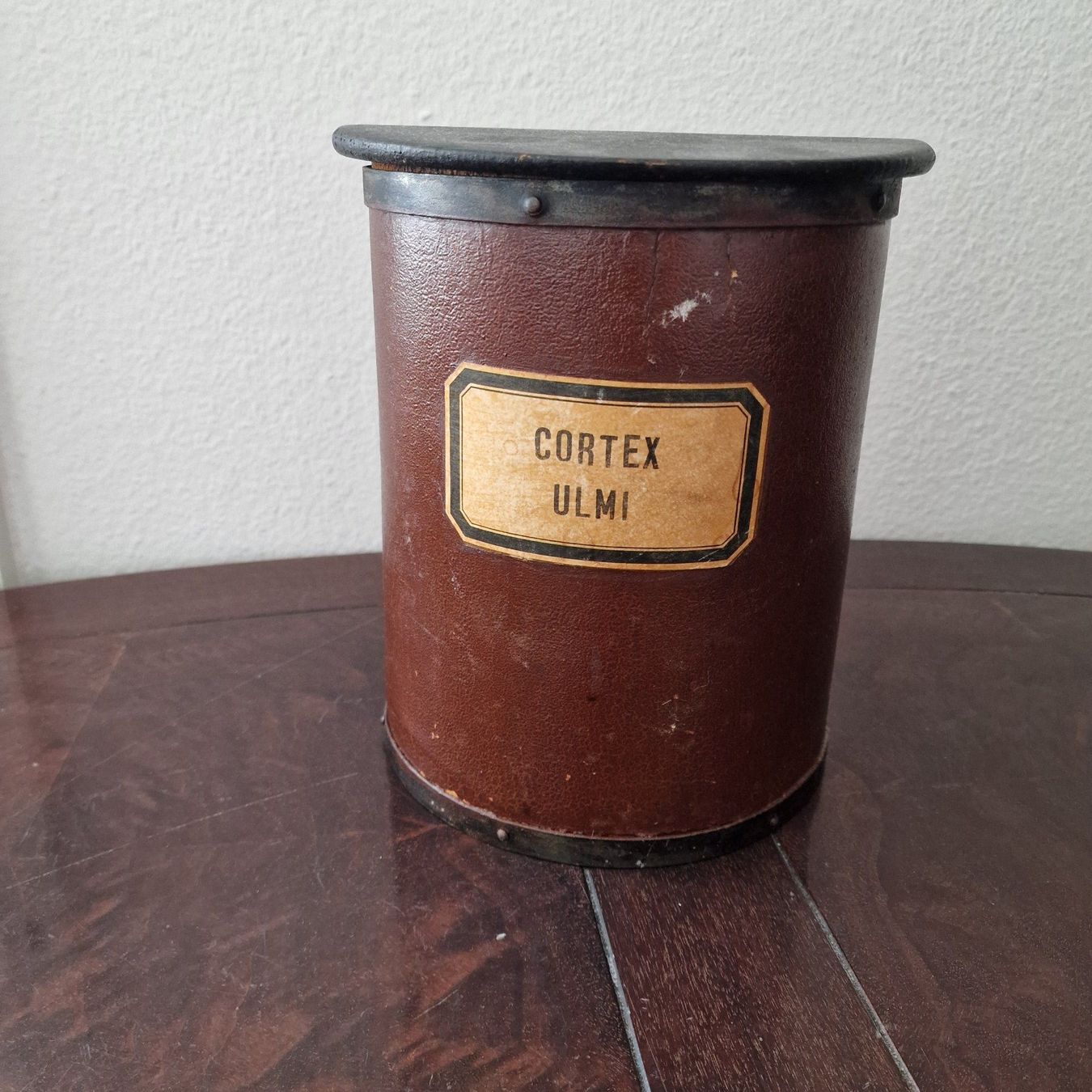 Sonstiges für Haushalt & Wohnen: Antiker Apothekenbehälter Cortex Ulmi gebraucht – Gebraucht aus Birr von sen_sy55