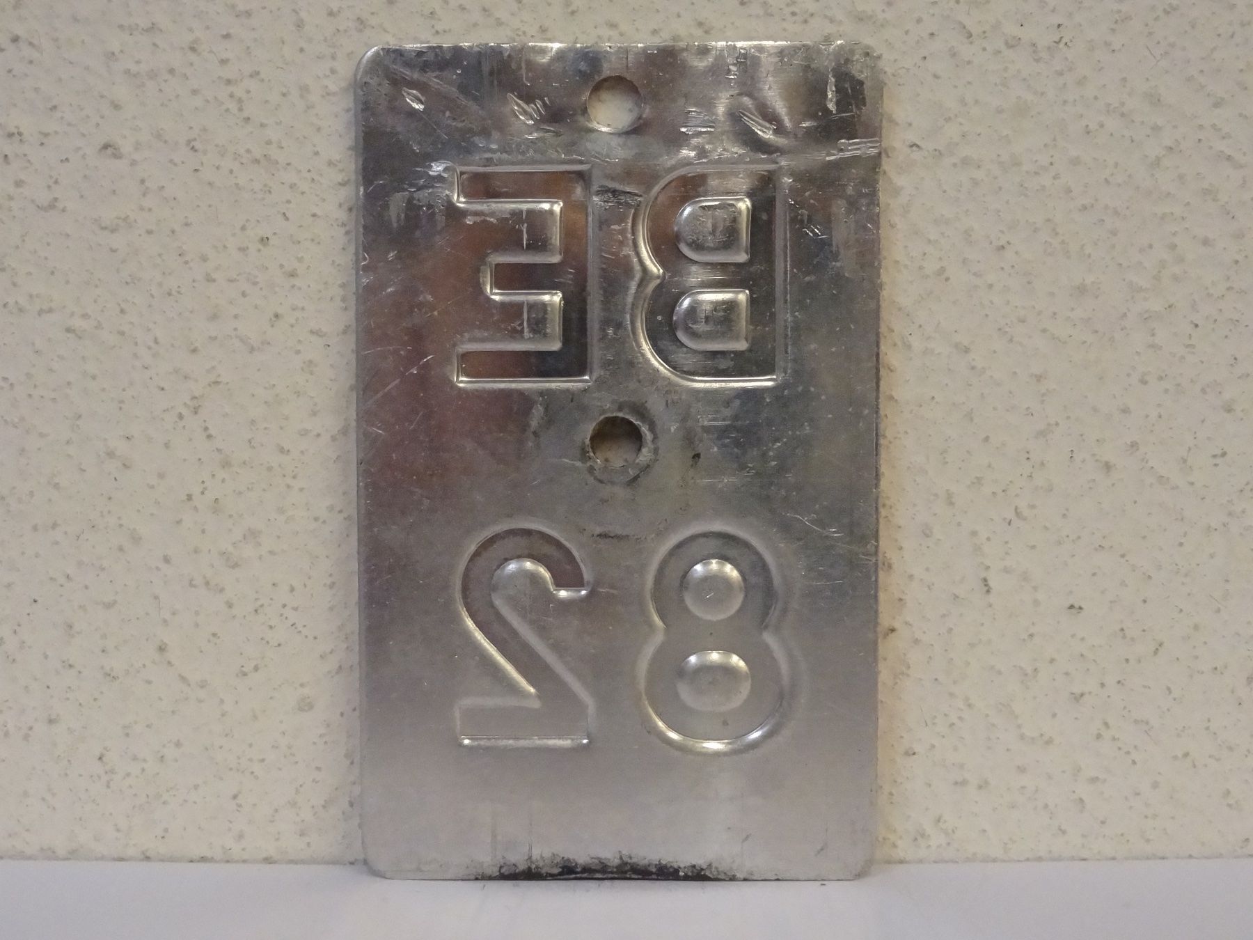 Schilder: BE 82 VELONUMMER - FAHRRADSCHILD – Gebraucht aus Kerzers von zimmergruen 1