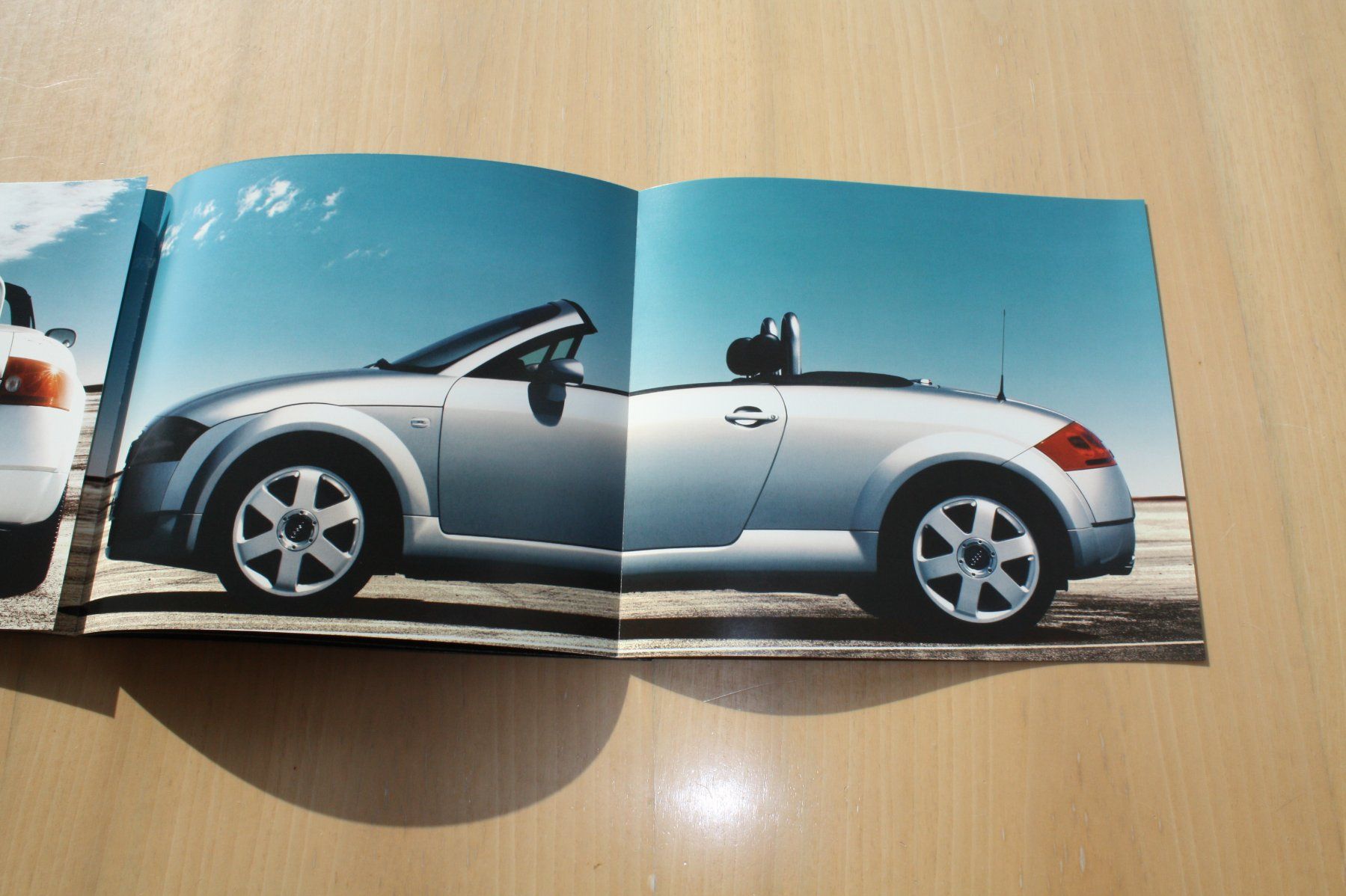 Audi Dokumente: Audi TT Roadster Prospekt/Katalog 7/1999 – Gebraucht aus Wikon von erwin400 7