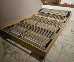 Bettgestell (125x205cm) mit Lattenrost  (120x200cm)