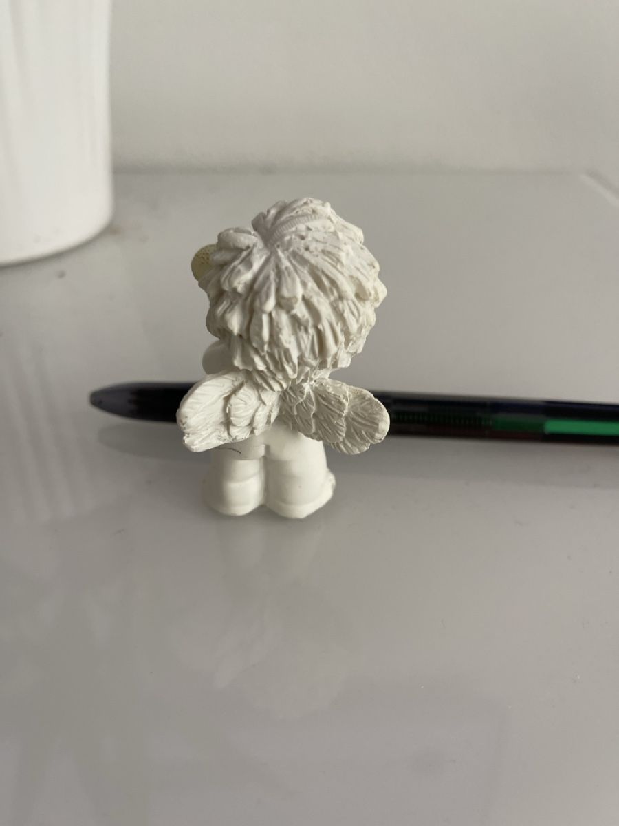 Figuren: 🍀👑Engel Figur, liegend👑🍀 – Gebraucht aus Zürich von Belisimo 2