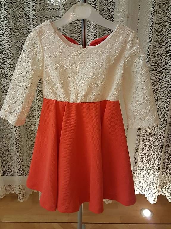 Vestiti: Schönes Festtags Kleid – Usato da Langenthal venduto da hab_zw5p