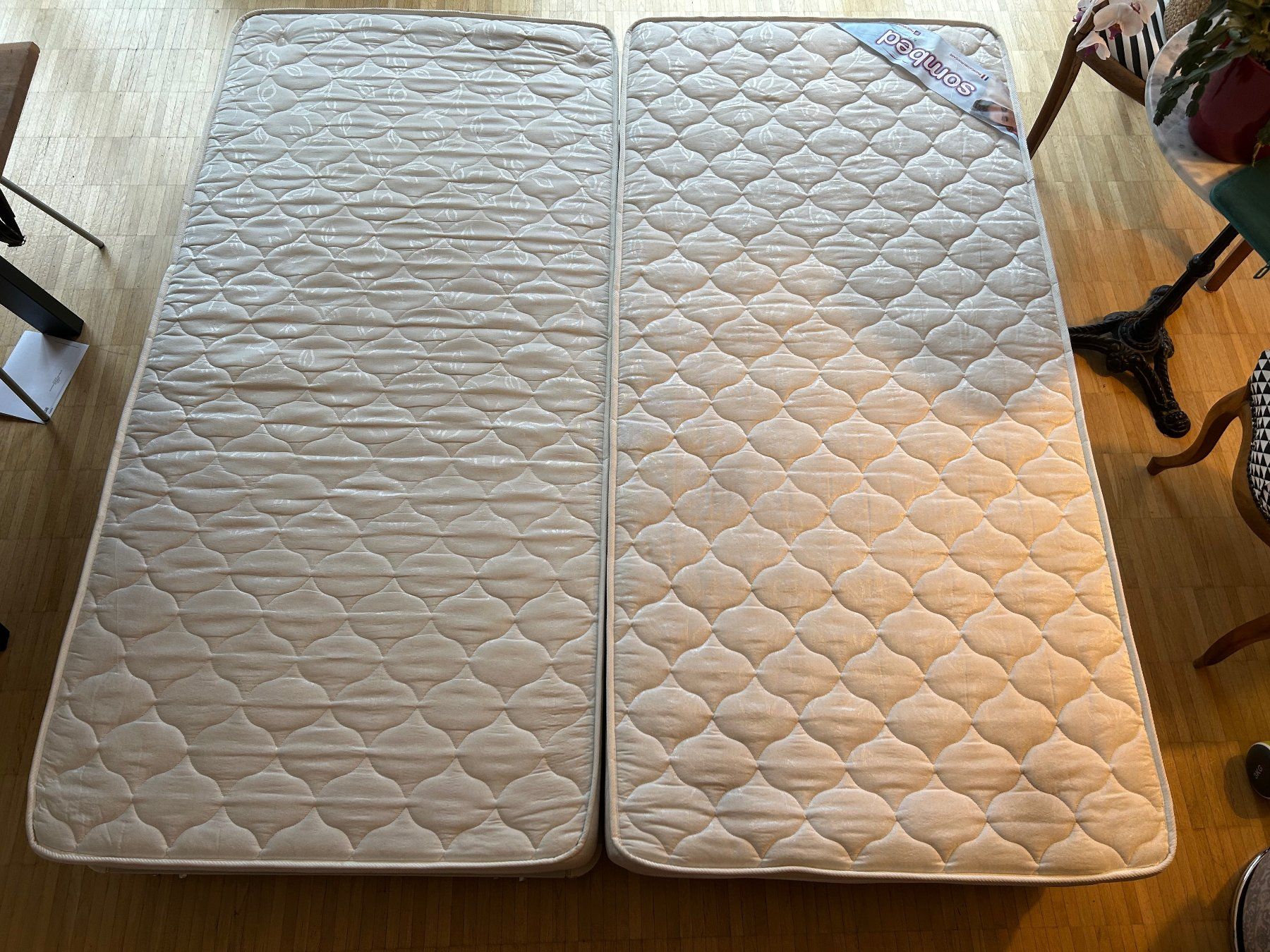 Letti: 2x Sommier à latte simple et 2x matelas – Usato da Fribourg venduto da Ursula37 3