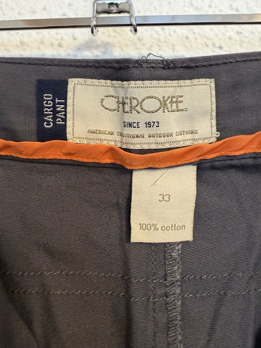 Pantalons: Sommer Cherokee Cargo Shorts, Grösse 33, Baumwolle – D'occasion à Udligenswil par mp9_f7jr 2