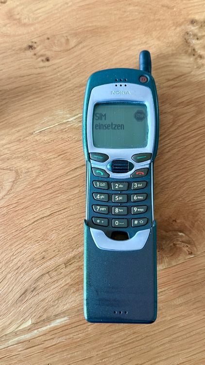 Nokia 8110i Kult - Édition Limitée à 36 Exemplaires Pour A1 - Téléphone Rare Beige