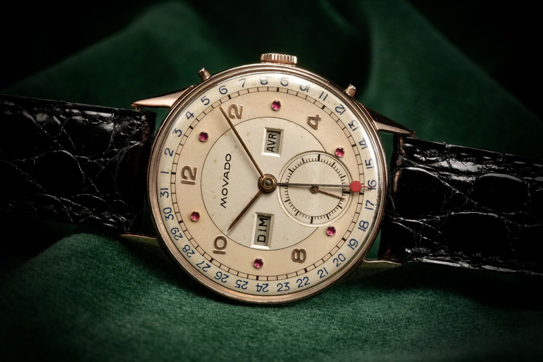 Movado Orologi: Movado Calendograf Original 18kt. Red Gold Ruby Dial – Usato da Morcote venduto da chronoservice